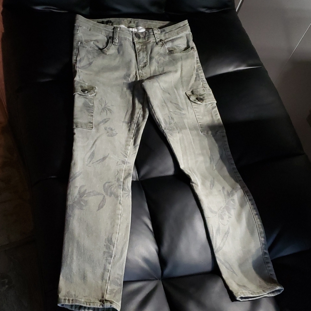 Skinny pants